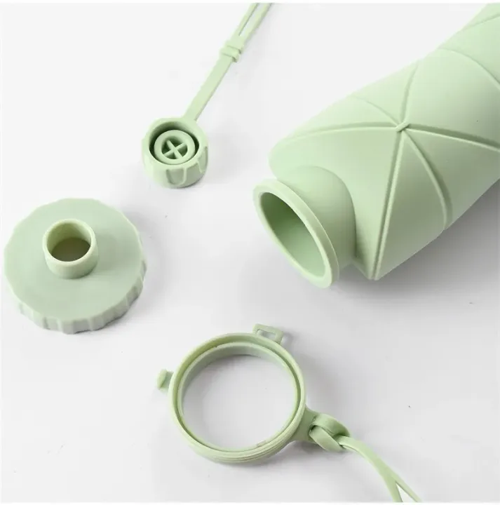 Foldable Silicone Water Bottle - Image 4
